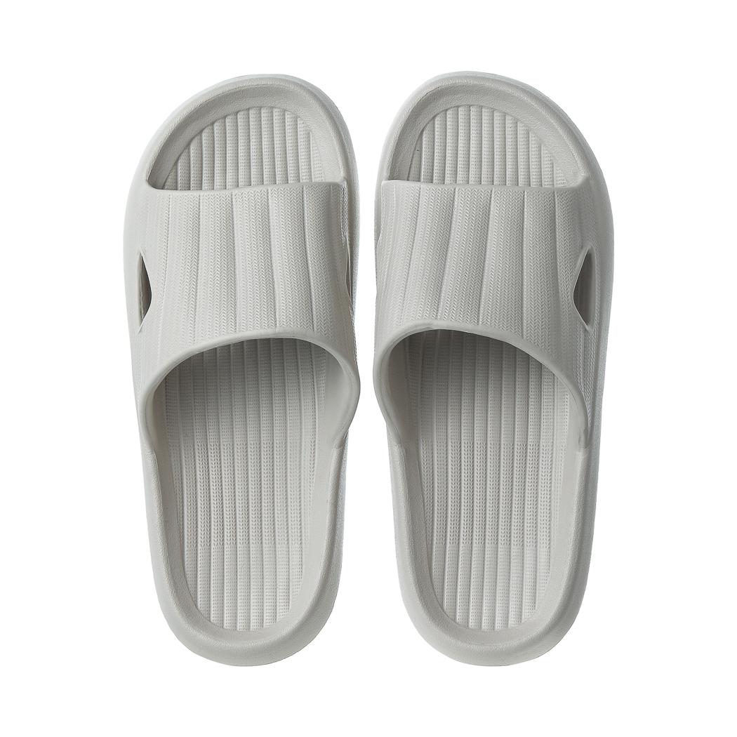 Convenient Lightweight Bath Slippers (43-44,Khaki) – MINISO Bahrain