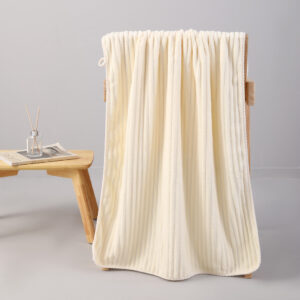 Wavy Coral Fleece Bath Towel(Beige)